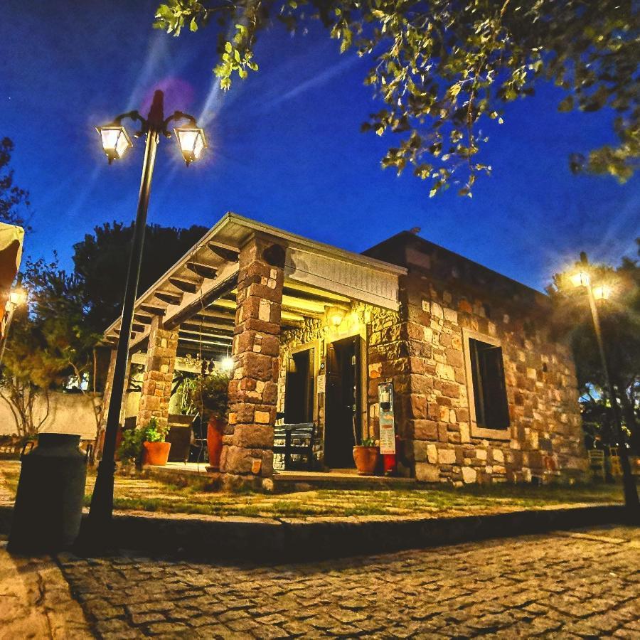 Akvaryum Hotel Бозджаада Экстерьер фото